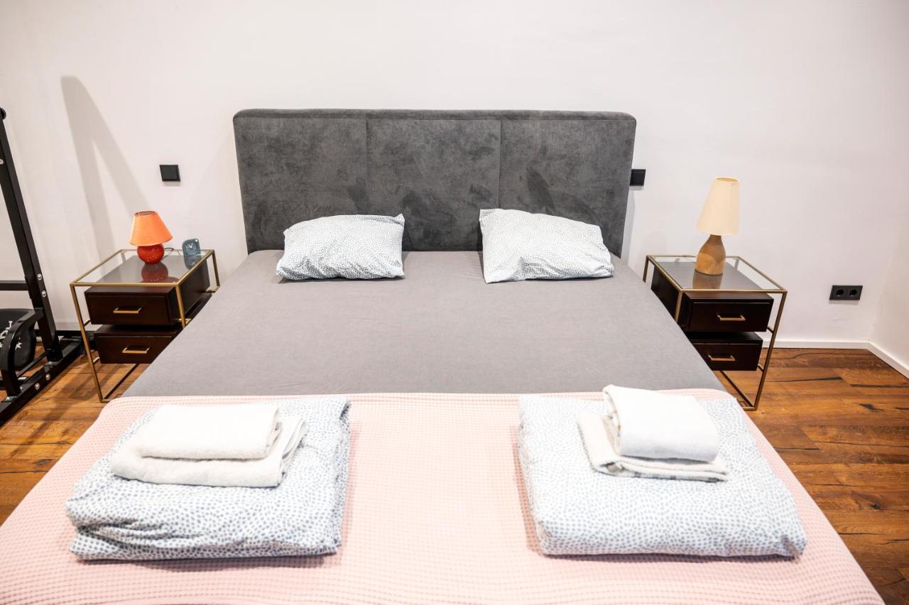 Komfortable Wohnung Schoenbrunn ウィーン エクステリア 写真
