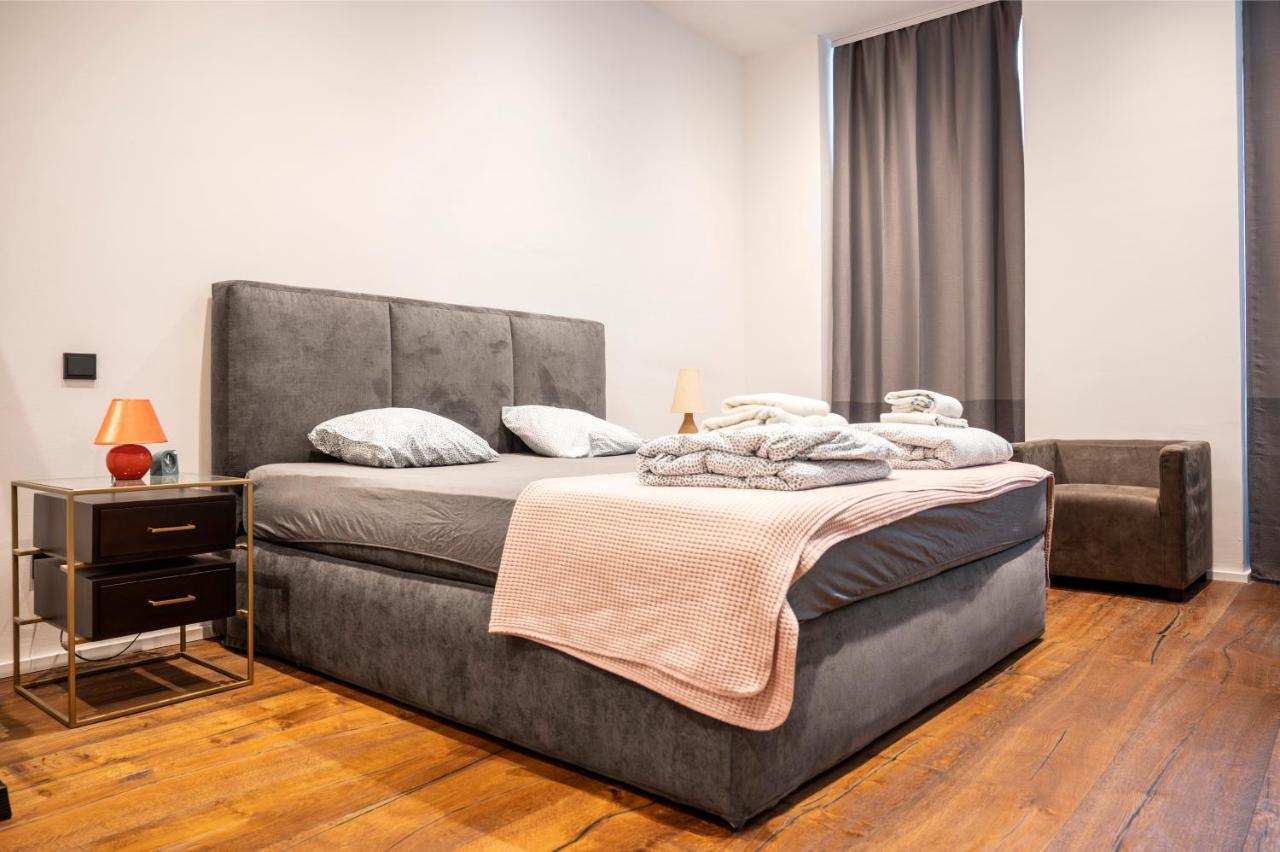 Komfortable Wohnung Schoenbrunn ウィーン エクステリア 写真